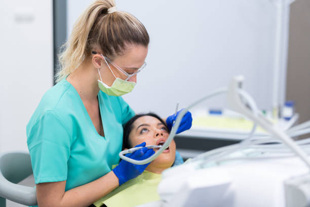 Best Emergency Wisdom Tooth Extraction in Christmas, FL